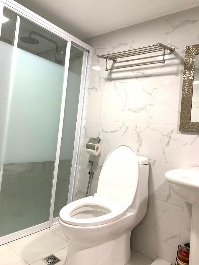 2 Bedroom Condo Unit With City And Mountain View Себу Экстерьер фото